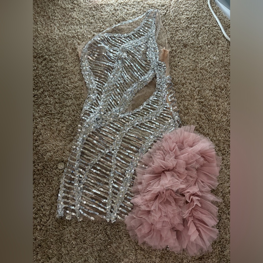 Mini dress